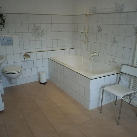 In Haenichen Mit Garten *