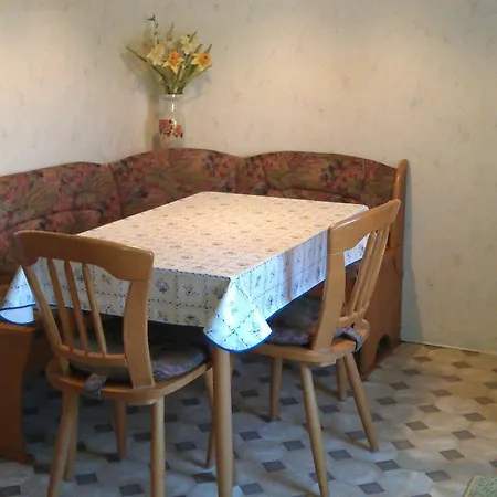 In Haenichen Mit Garten *